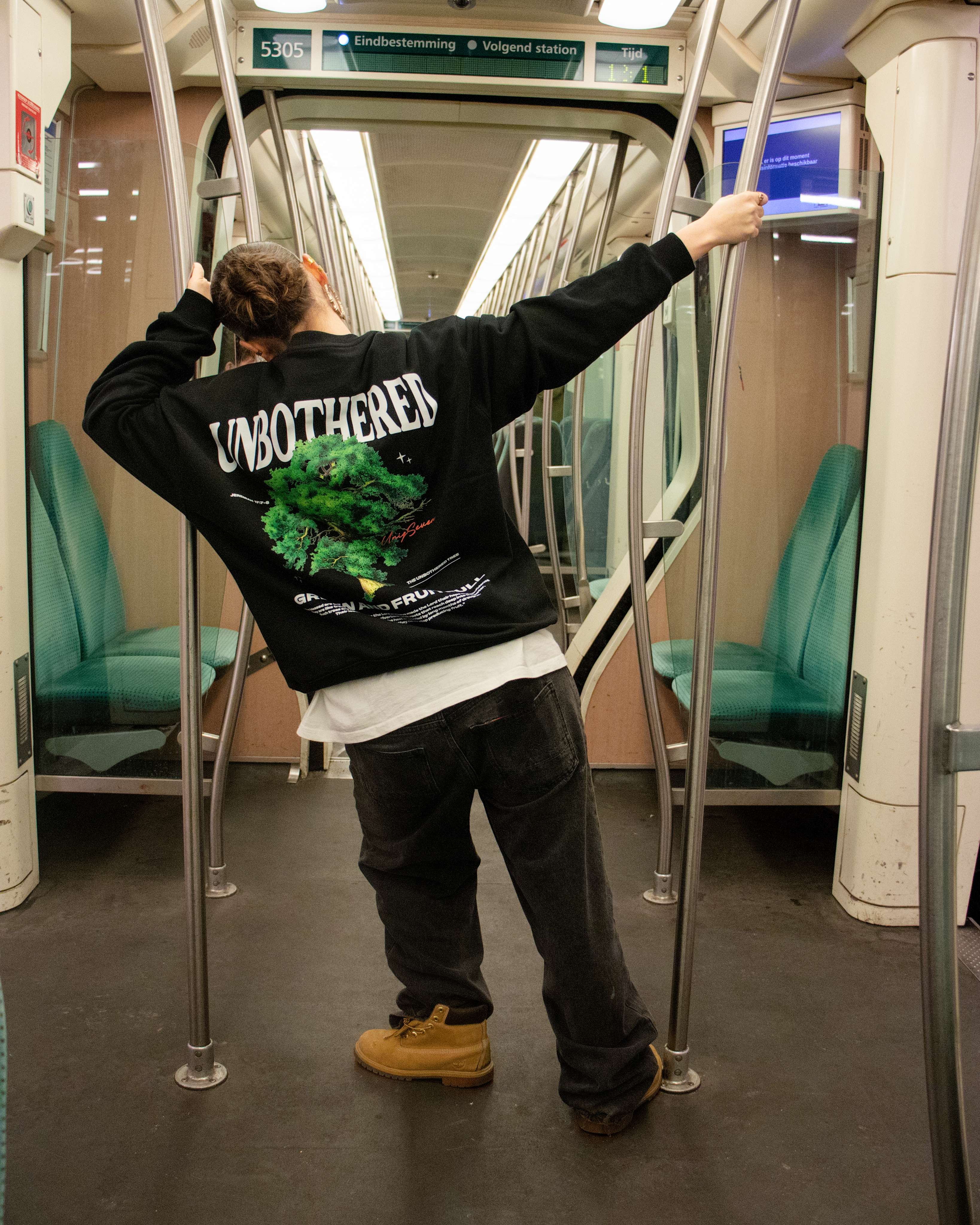 THE UNBOTHERED TREE SWEATER